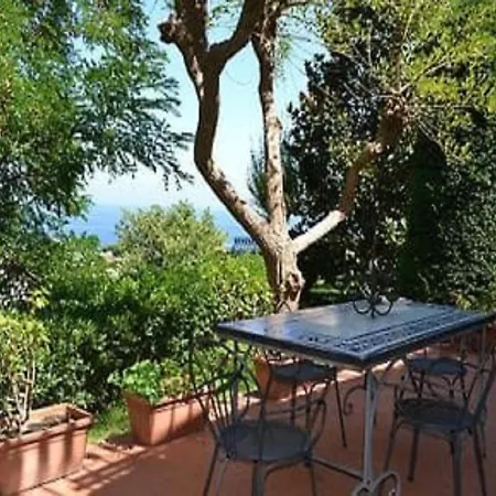 Gioia Apartman *